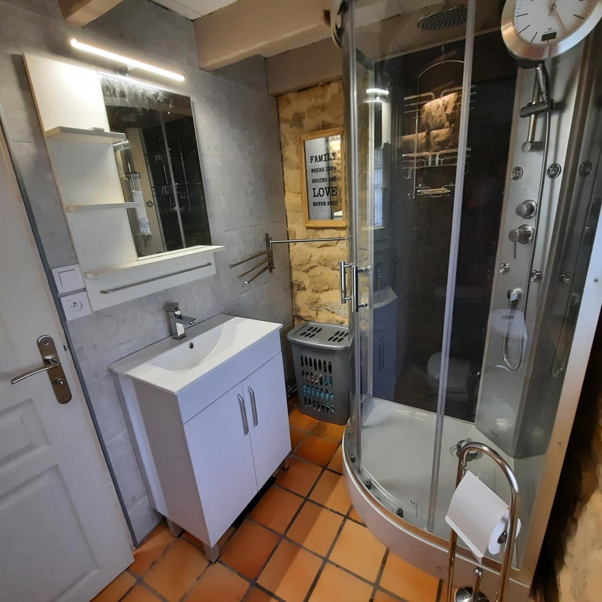 Aux Portes Du Chateau Cottage Intimiste Et Cosy A L'Abri Des Regards Propice A La Detente Rinxent Экстерьер фото